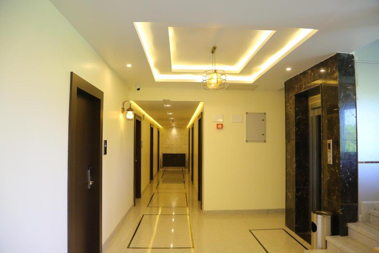 Vsr Grand Hotel Madanapalle Exterior photo