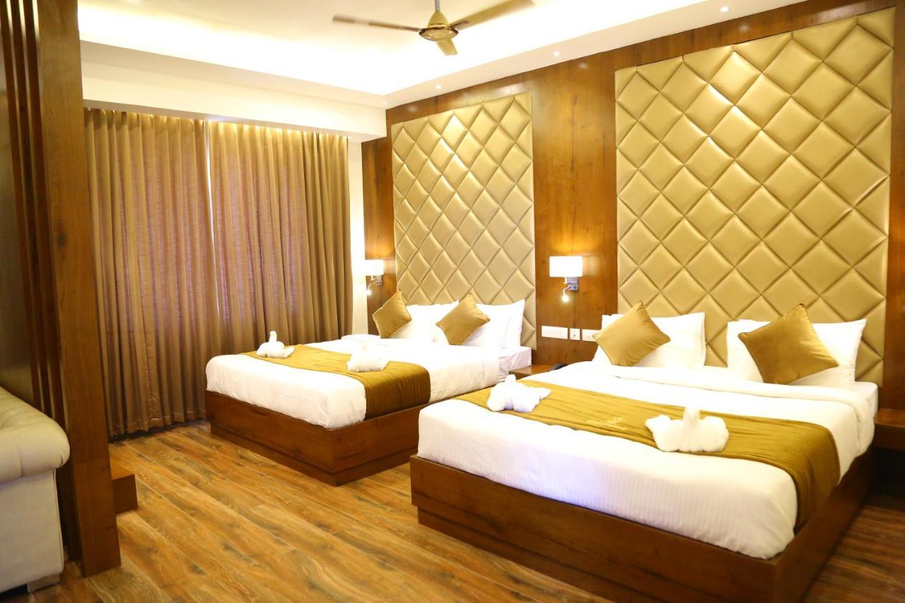 Vsr Grand Hotel Madanapalle Exterior photo