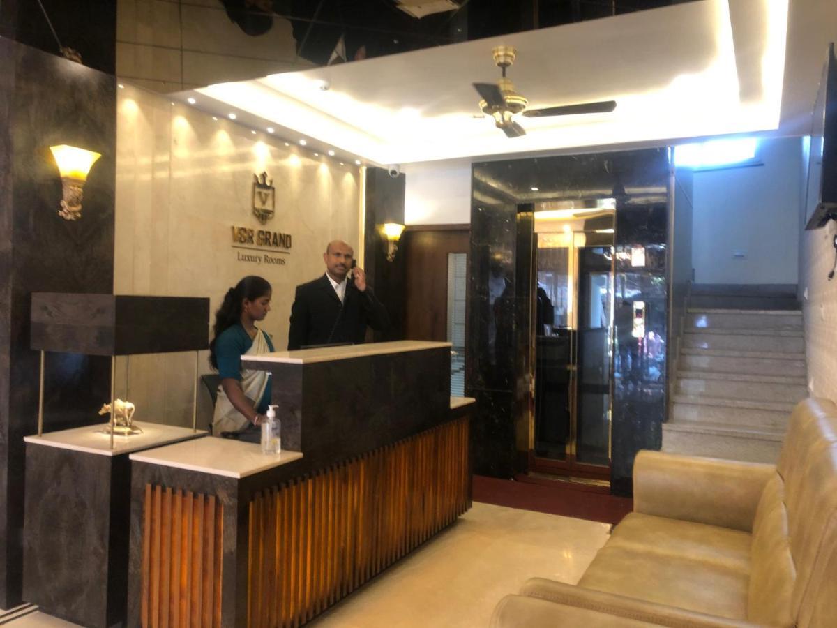 Vsr Grand Hotel Madanapalle Exterior photo
